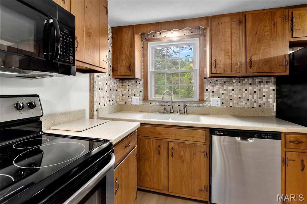 Twin Lakes - Residential