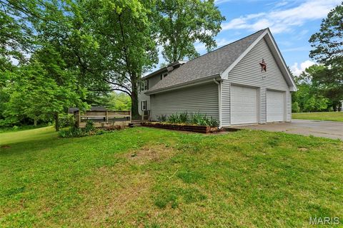 Tiny photo for 131 Rockport Drive, Cape Girardeau, MO 63701 (MLS # 26031394)