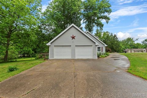 Tiny photo for 131 Rockport Drive, Cape Girardeau, MO 63701 (MLS # 26031394)