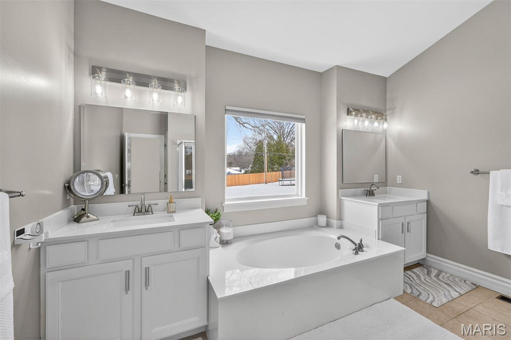 Lawrence Meadows Add - Residential