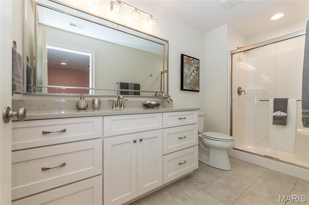 Ladue Meadows - Residential