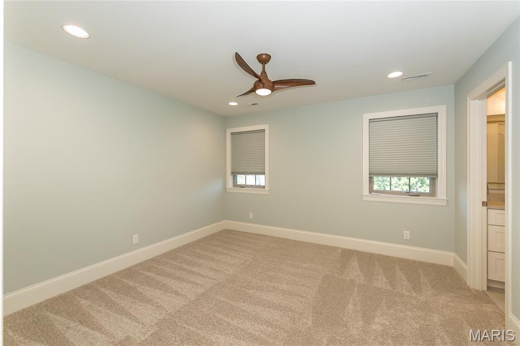 Ladue Meadows - Residential