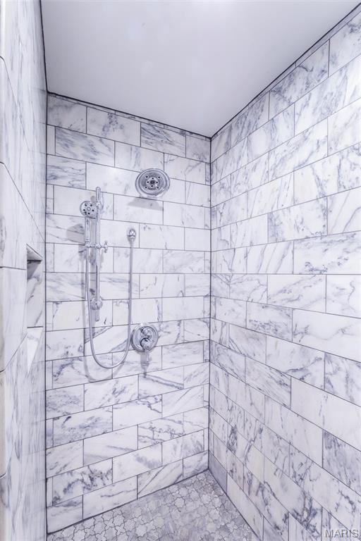 Country Club Court - Residential