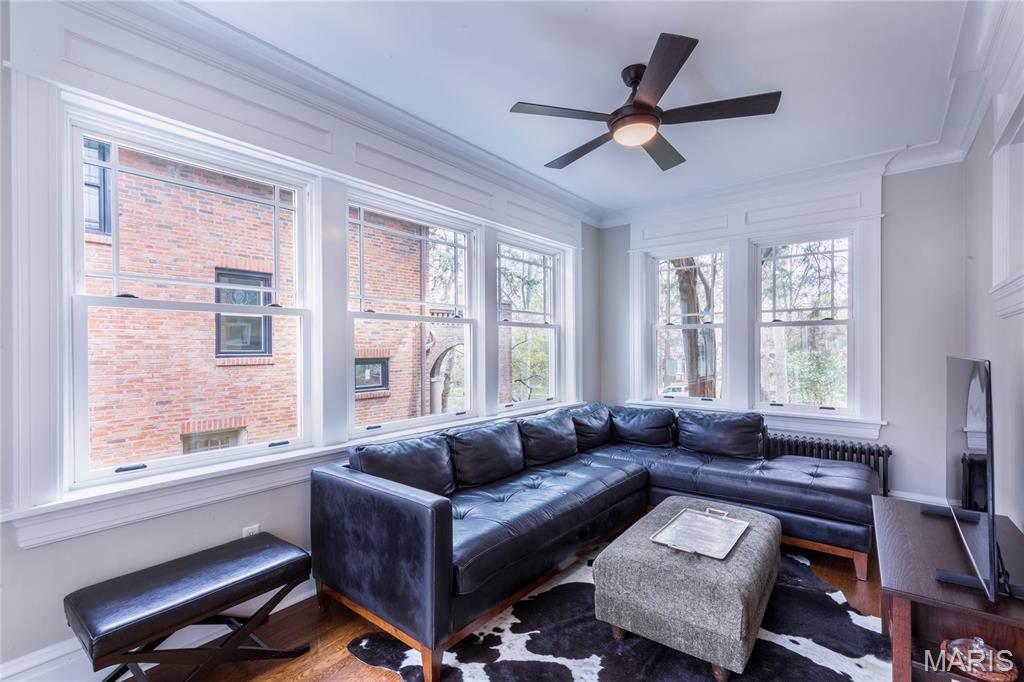 Country Club Court - Residential