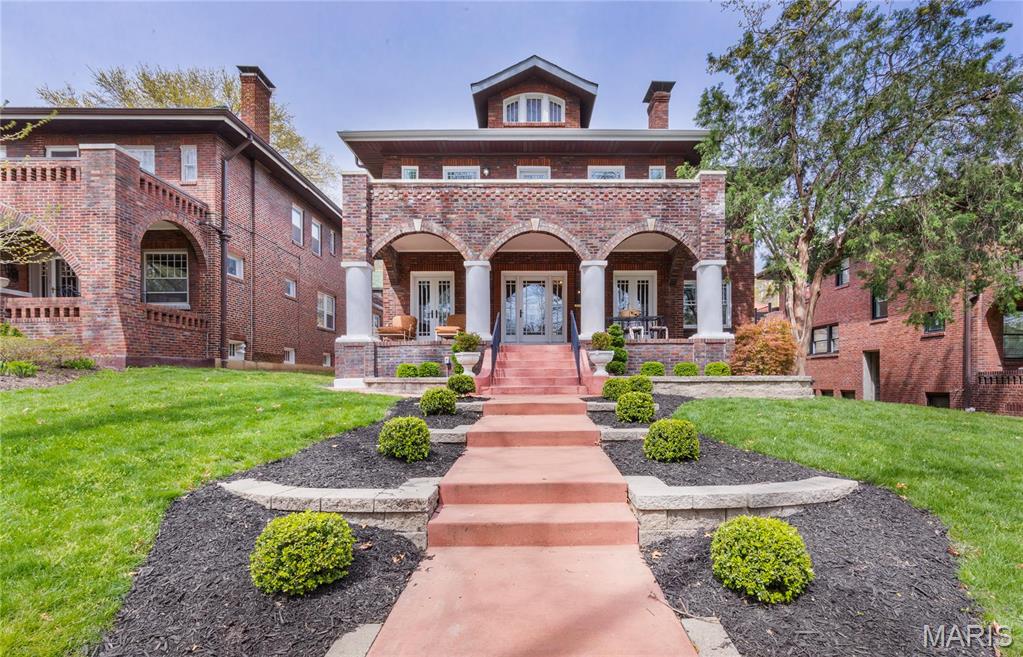 Country Club Court - Residential