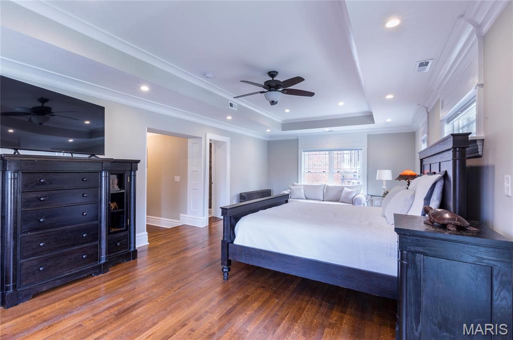 Country Club Court - Residential