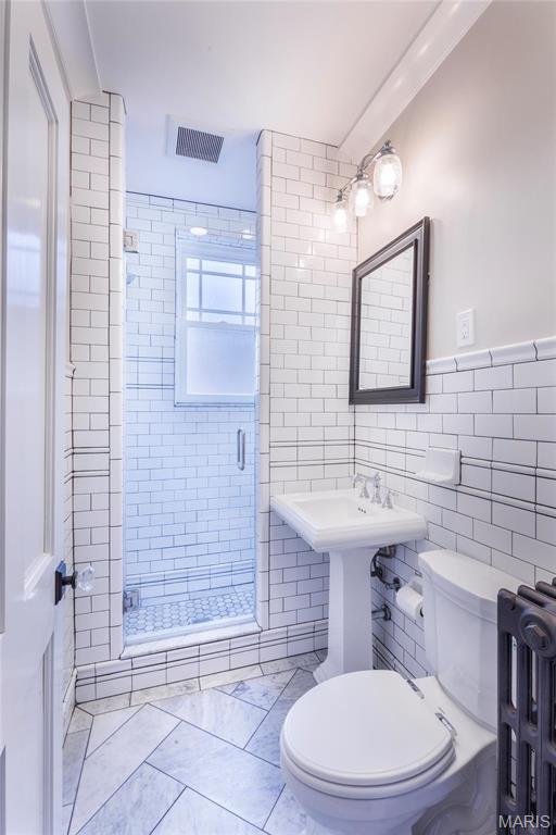 Country Club Court - Residential