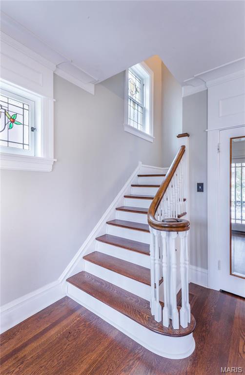 Country Club Court - Residential