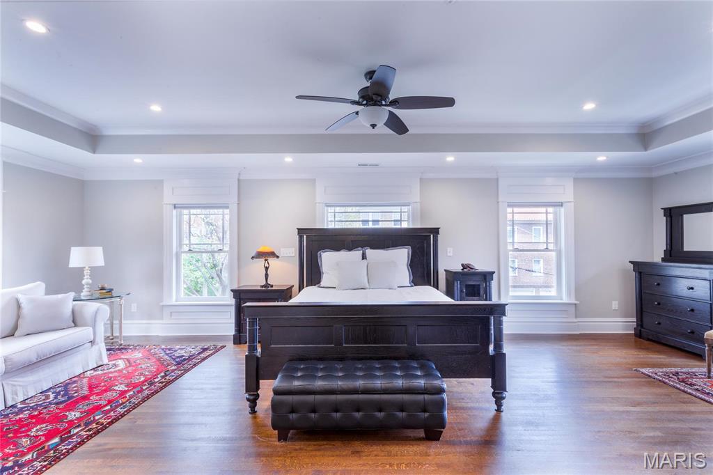 Country Club Court - Residential