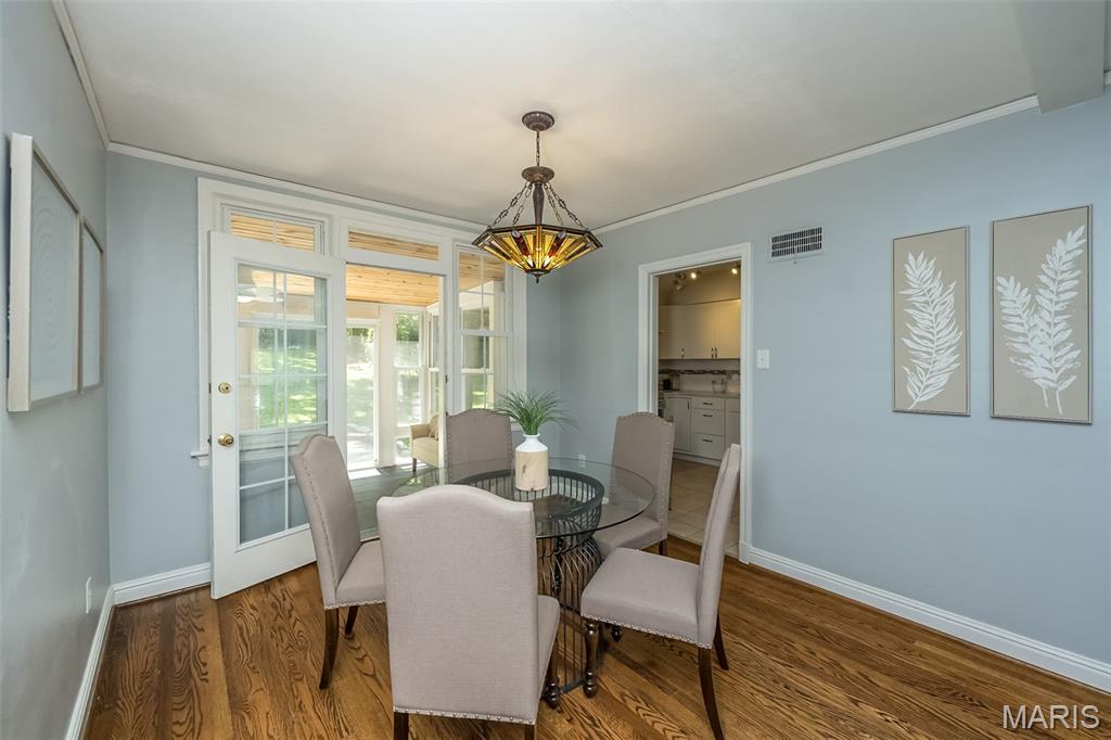 Webster Groves, Missouri 63119, United States, 3 Bedrooms Bedrooms, ,1 BathroomBathrooms,Residential,Coming Soon,147865