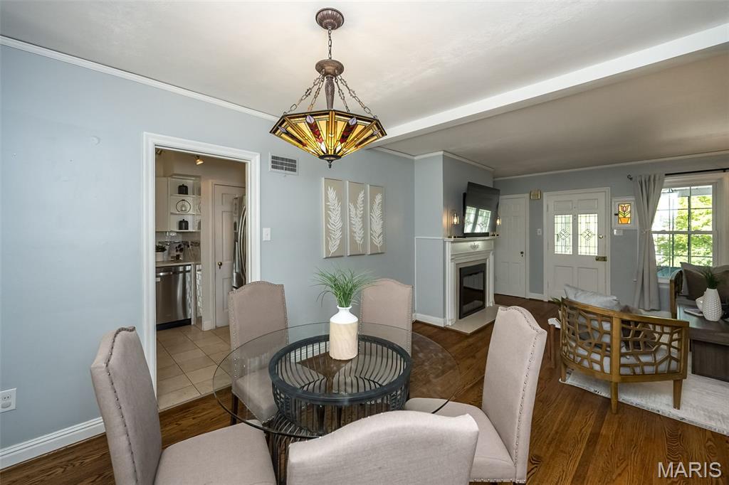 Webster Groves, Missouri 63119, United States, 3 Bedrooms Bedrooms, ,1 BathroomBathrooms,Residential,Coming Soon,147865