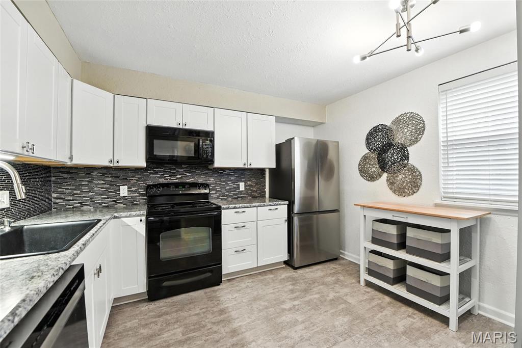 Greenbriar Condo - Residential