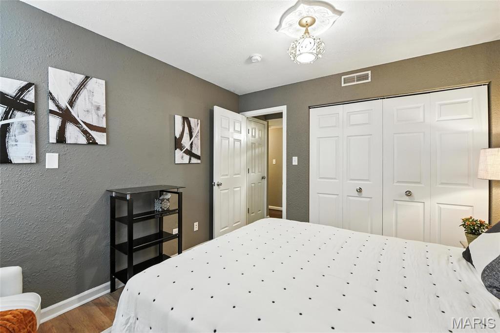 Greenbriar Condo - Residential