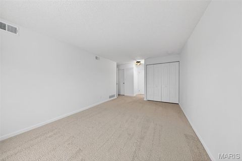 Tiny photo for 10358 Chimney Rock Drive #20, Creve Coeur, MO 63146 (MLS # 25078063)