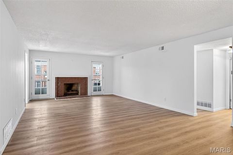 Tiny photo for 10358 Chimney Rock Drive #20, Creve Coeur, MO 63146 (MLS # 25078063)