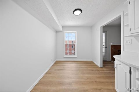 Tiny photo for 10358 Chimney Rock Drive #20, Creve Coeur, MO 63146 (MLS # 25078063)