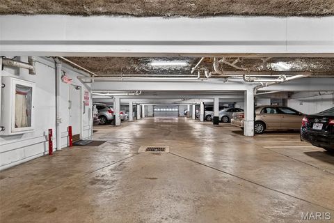 Tiny photo for 10358 Chimney Rock Drive #20, Creve Coeur, MO 63146 (MLS # 25078063)