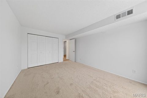 Tiny photo for 10358 Chimney Rock Drive #20, Creve Coeur, MO 63146 (MLS # 25078063)