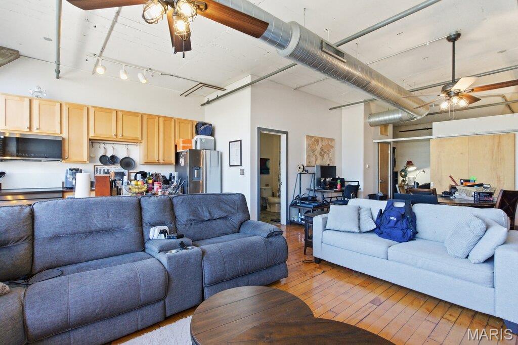 Lofts/2020 Washington - Residential