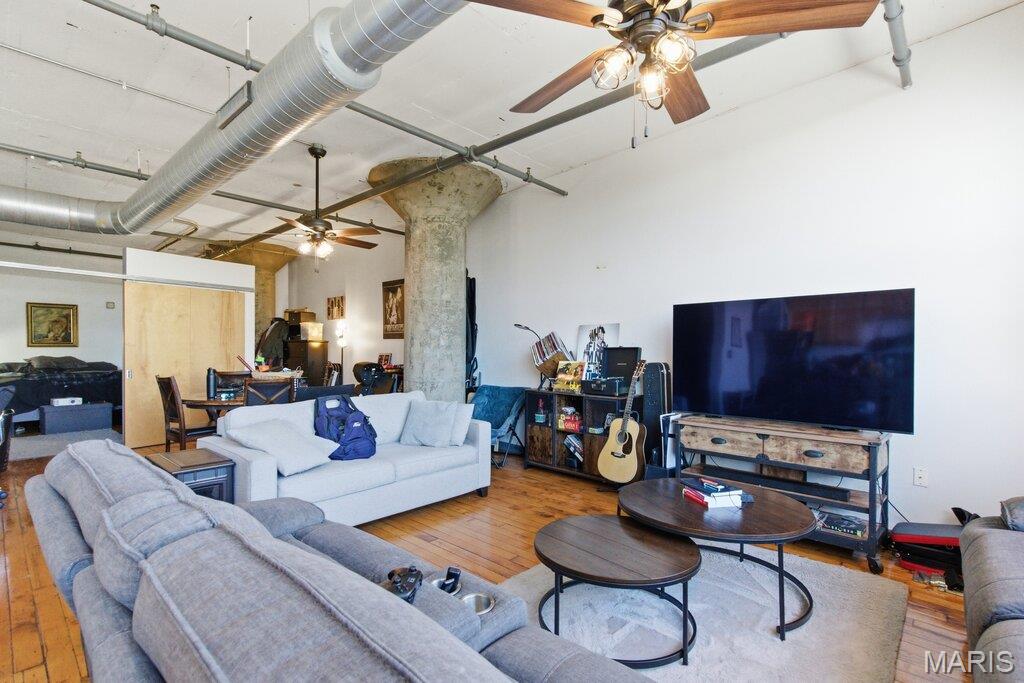 Lofts/2020 Washington - Residential