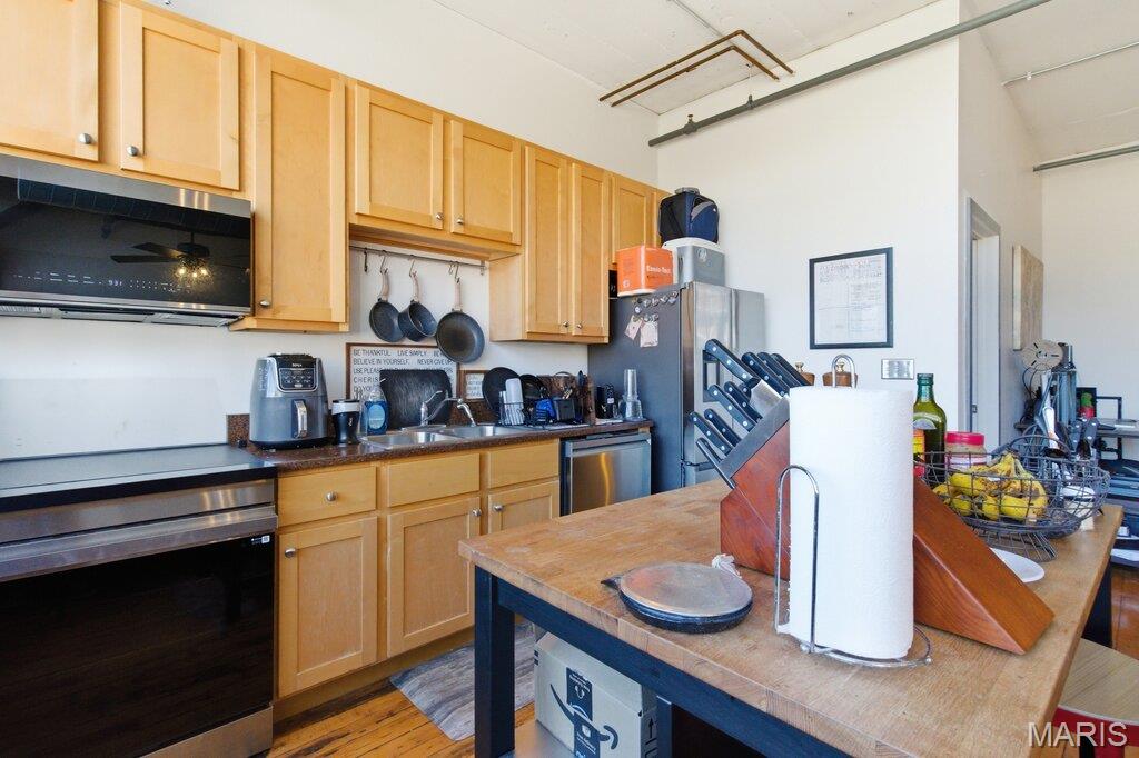 Lofts/2020 Washington - Residential