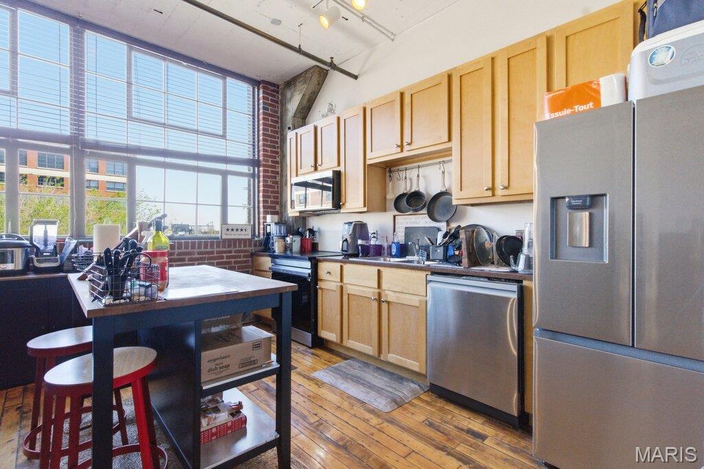 Lofts/2020 Washington - Residential