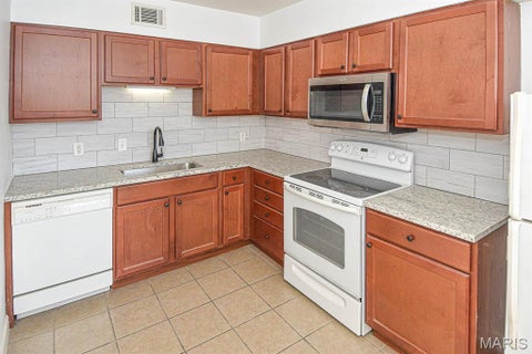 Tiny photo for 8154 Whitburn Avenue #2W, St Louis, MO 63106 (MLS # 26052978)