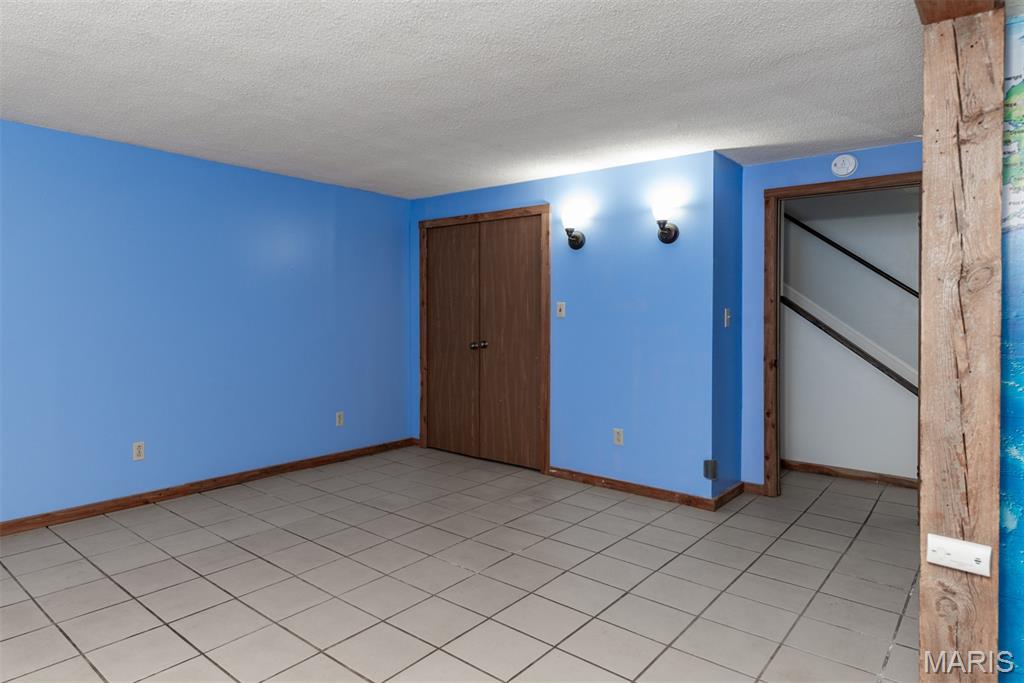 Coles Lake - Residential