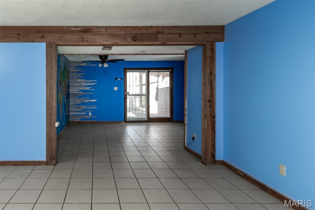 Coles Lake - Residential