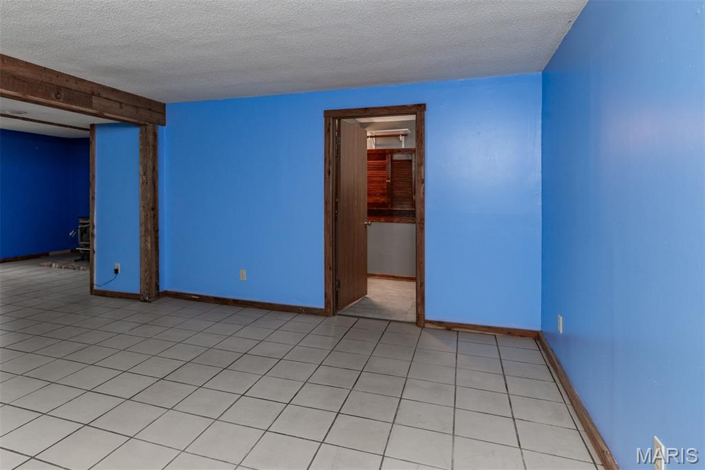 Coles Lake - Residential