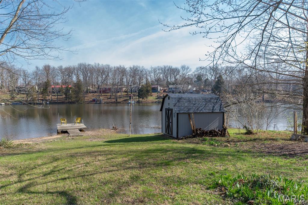 Coles Lake - Residential