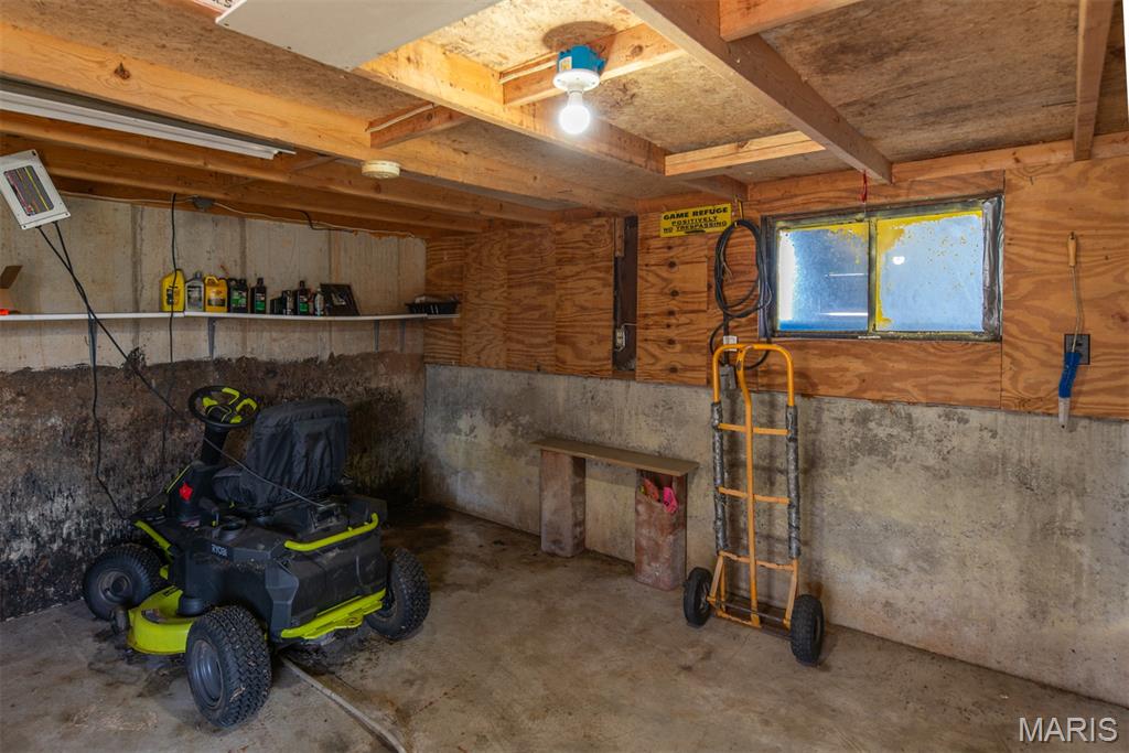 Coles Lake - Residential