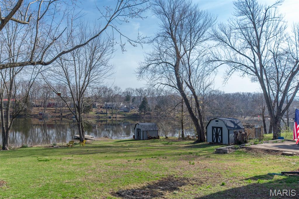 Coles Lake - Residential