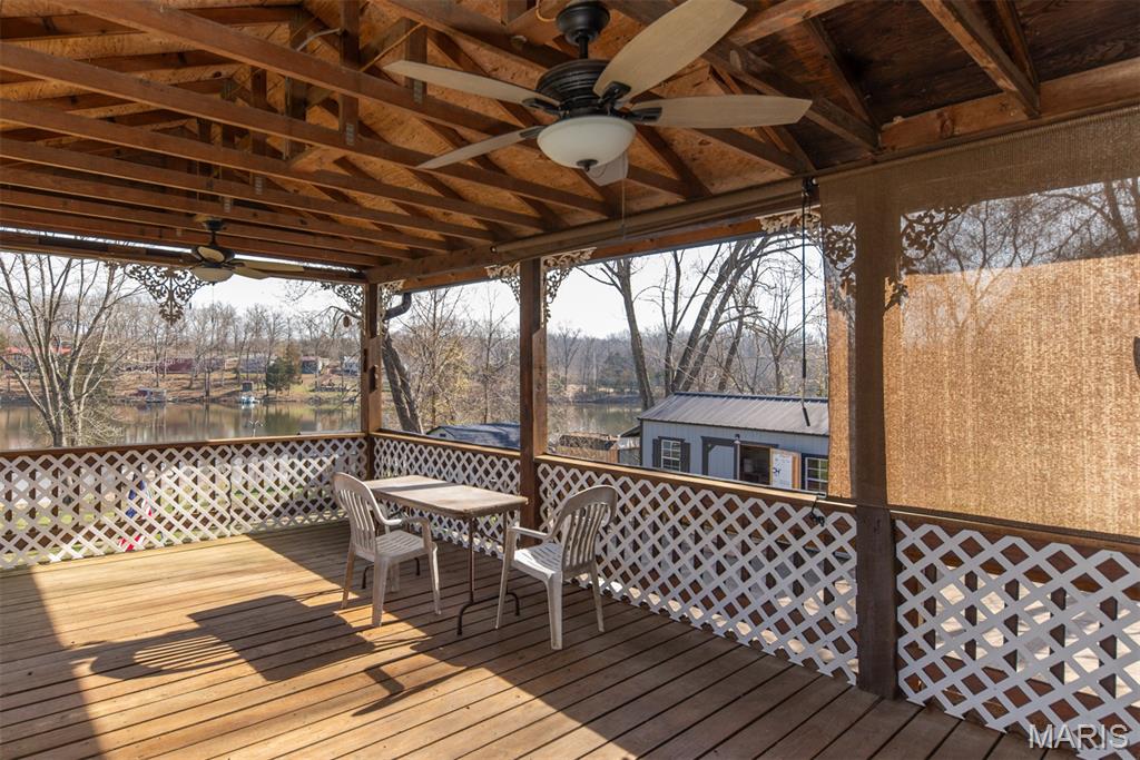 Coles Lake - Residential