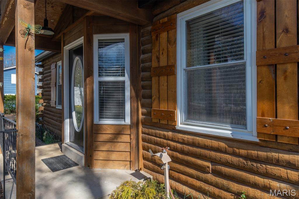 Coles Lake - Residential