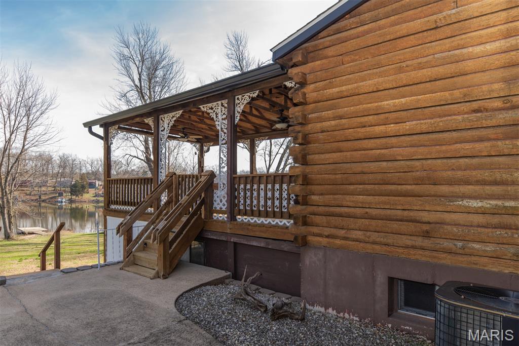 Coles Lake - Residential