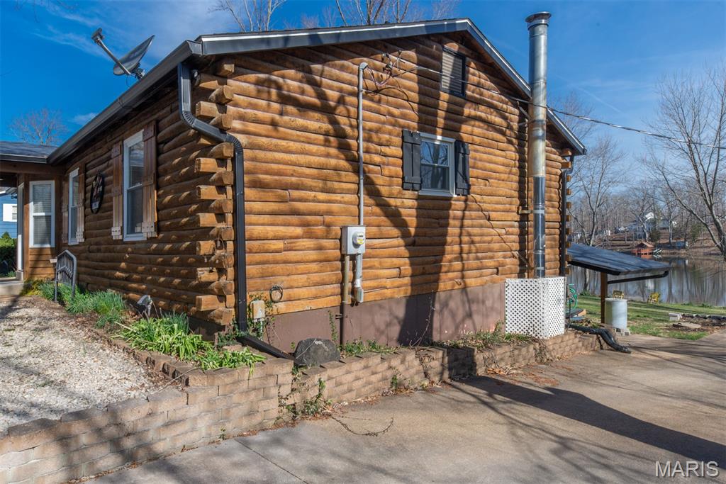 Coles Lake - Residential