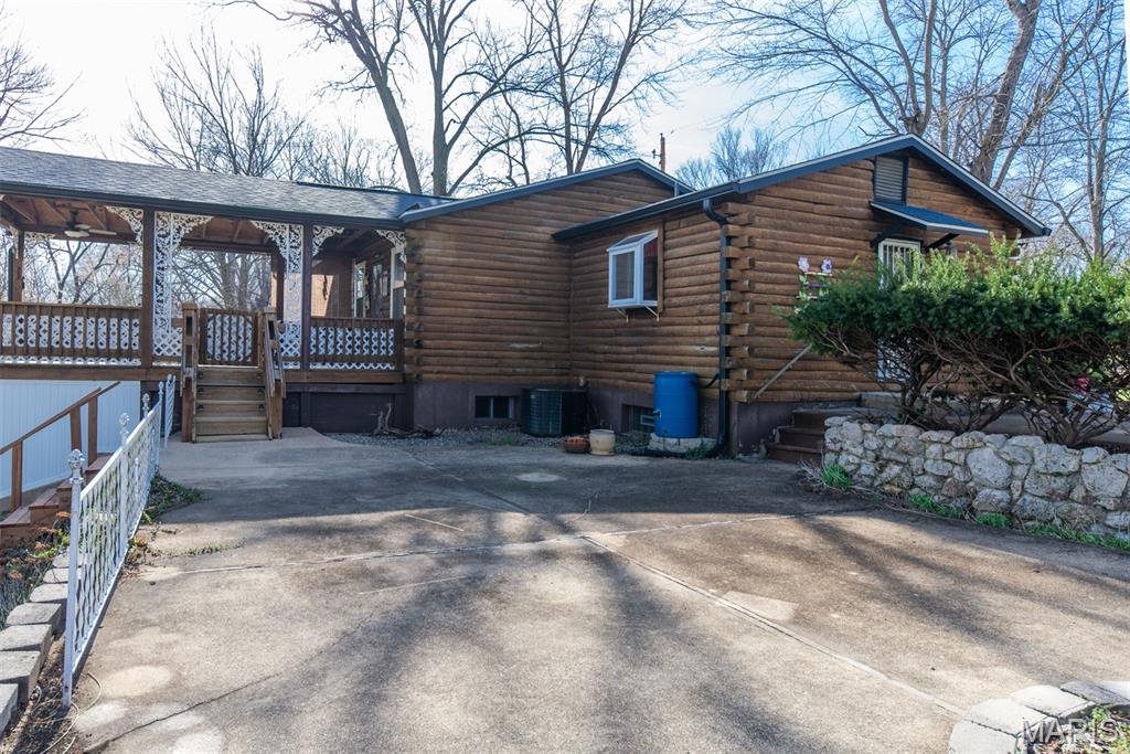 Coles Lake - Residential