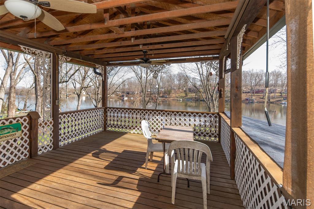 Coles Lake - Residential