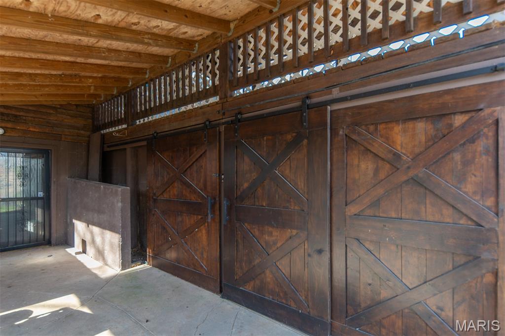 Coles Lake - Residential