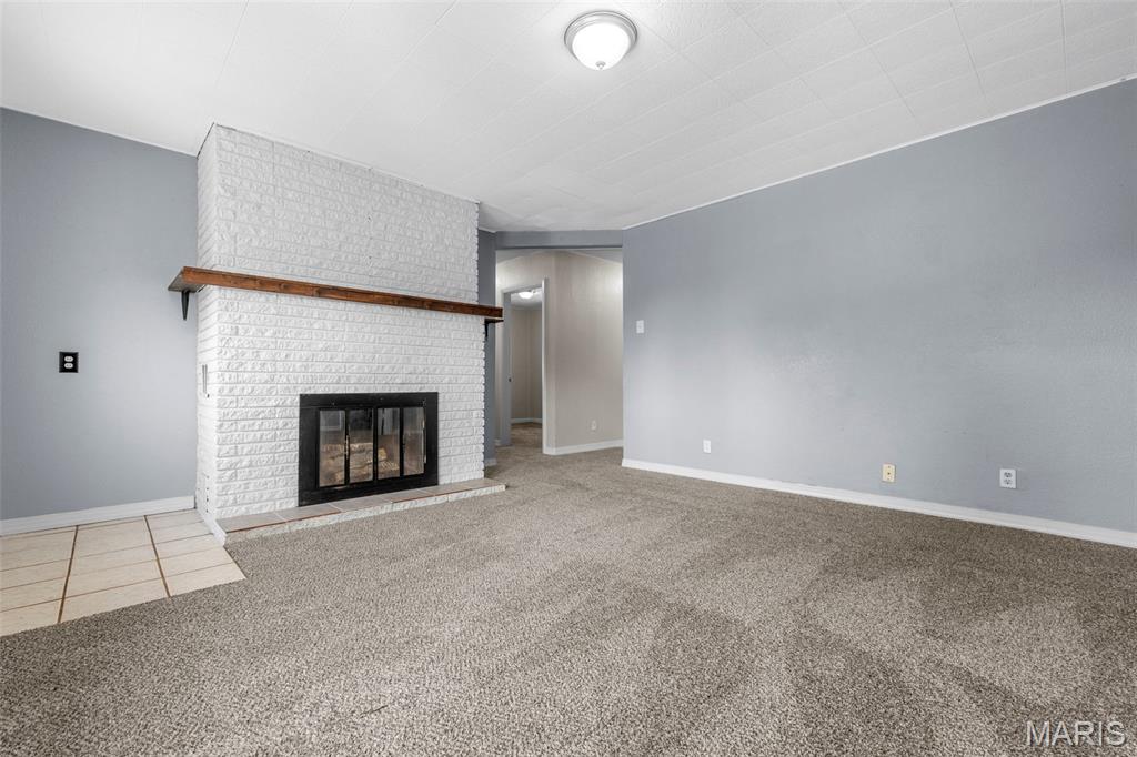 1239 Hill Road