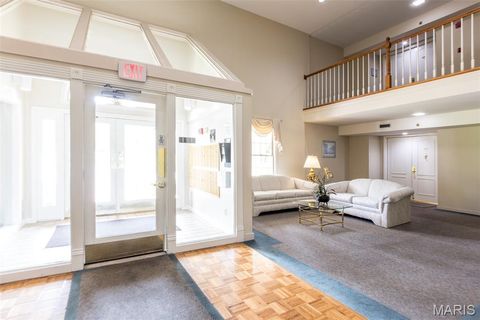 Tiny photo for 567 Sarah Lane #101, Creve Coeur, MO 63141 (MLS # 25060921)
