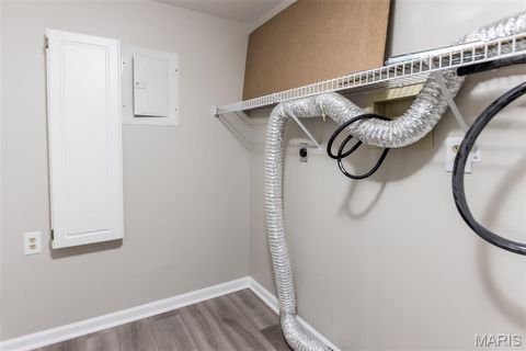 Tiny photo for 567 Sarah Lane #101, Creve Coeur, MO 63141 (MLS # 25060921)