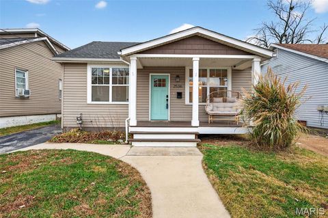 Tiny photo for 2536 Bredell Avenue, St Louis, MO 63143 (MLS # 25077165)