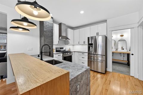 Tiny photo for 2536 Bredell Avenue, St Louis, MO 63143 (MLS # 25077165)