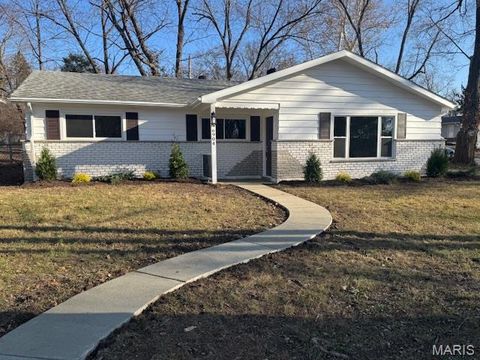 6904 Frostview Lane Hazelwood MO 63042