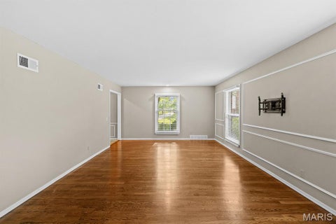 Tiny photo for 54 Morwood Lane, Creve Coeur, MO 63141 (MLS # 26033797)