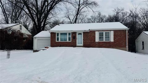 220 S Marguerite Avenue St Louis MO 63135