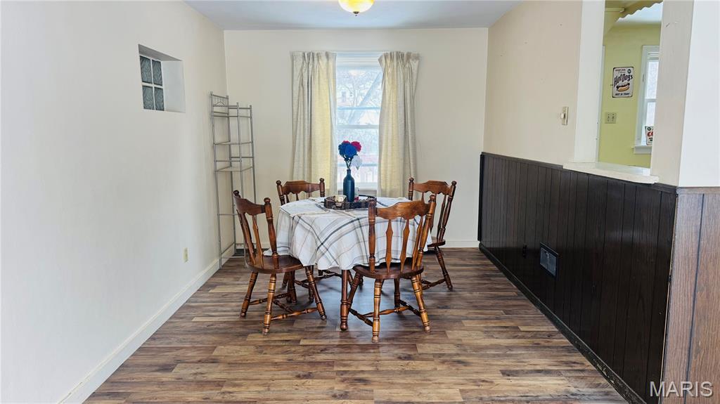 220 S Marguerite Avenue