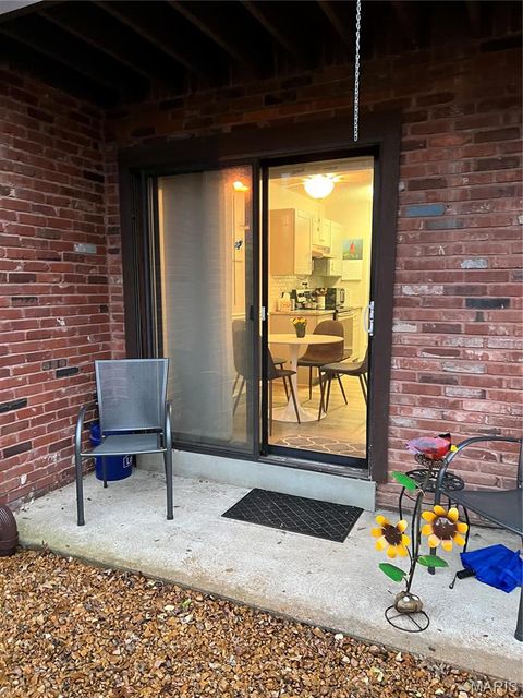 Tiny photo for 572 Coeur de Royale Dr #103, Creve Coeur, MO 63141 (MLS # 26028432)